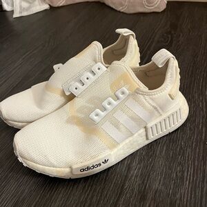 Women Adidas shoes